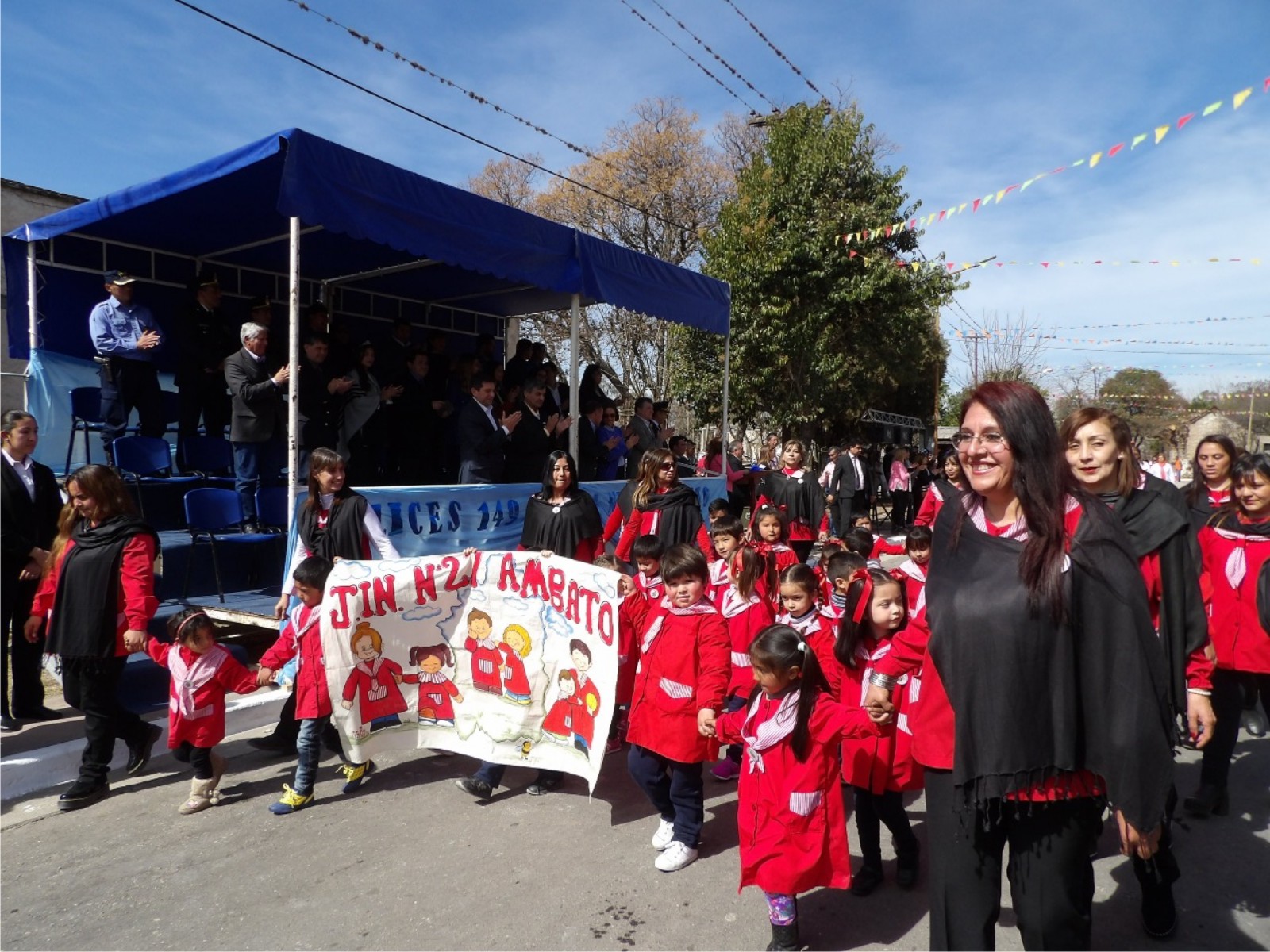 Los Varela Desfile 3