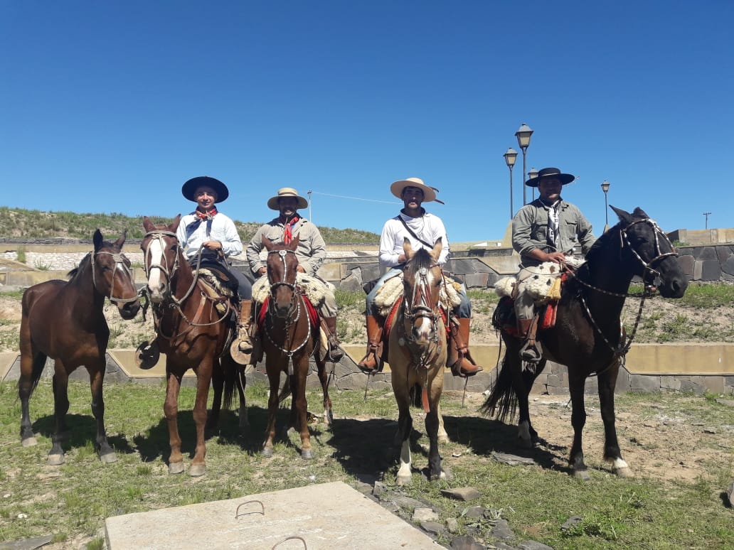 cabalgata gaucha en honor a la virgen