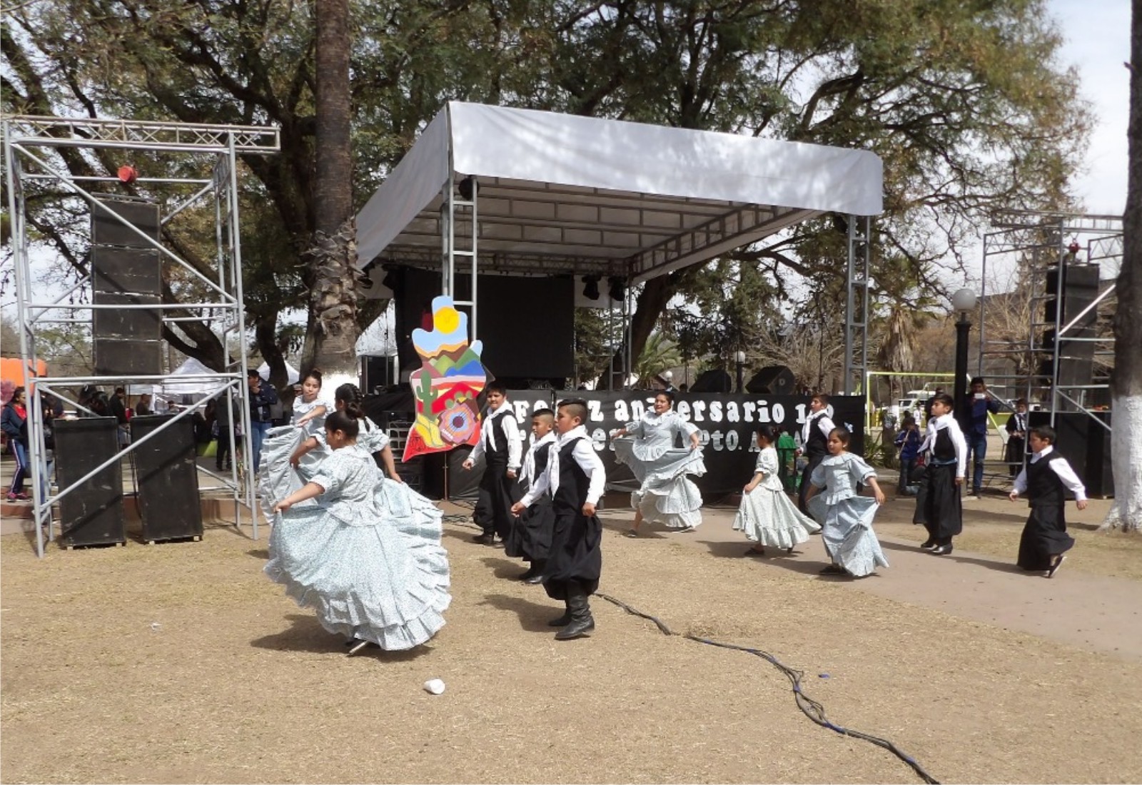 Los Varela Desfile 1